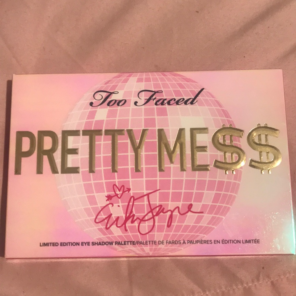 Too Faced Pretty Mess Palette